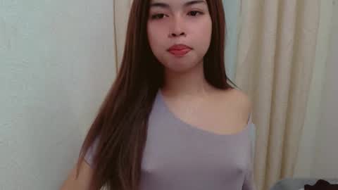 Snapshot of urslutty_jasmine chatting on 05-22-26, 06:24 jasmine online show from 05-22-26, 06:24