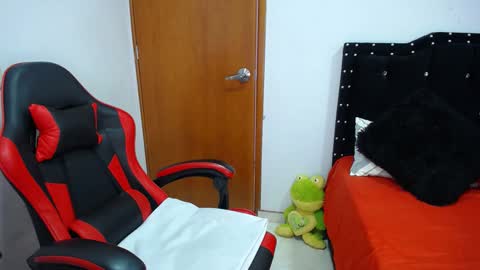 Eveling Blanco  online show from 09-09-25, 04:06