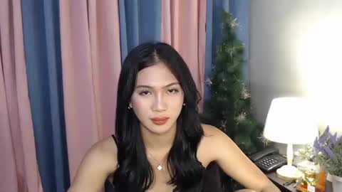 Snapshot of ursweet_gwennyxx chatting on 10-08-25, 06:11 JUST CALL ME GWENNY online show from 10-08-25, 06:11