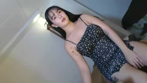 Snapshot of urtransbarbiecum chatting on 11-22-25, 09:19 KIM online show from 11-22-25, 09:19