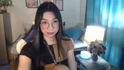 Snapshot of urwetasianprincessxx chatting on 02-26-25, 02:57 Ashley Kate Mateo Gray online show from 02-26-25, 02:57