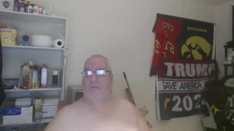 Snapshot of usgoober chatting on 01-05-25, 04:36 Eric online show from 01-05-25, 04:36