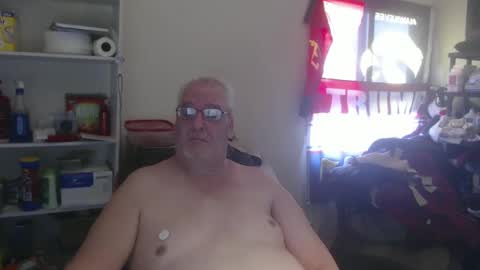 Snapshot of usgoober chatting on 02-04-25, 02:53 Eric online show from 02-04-25, 02:53