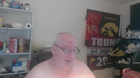 Snapshot of usgoober chatting on 02-24-25, 11:21 Eric online show from 02-24-25, 11:21