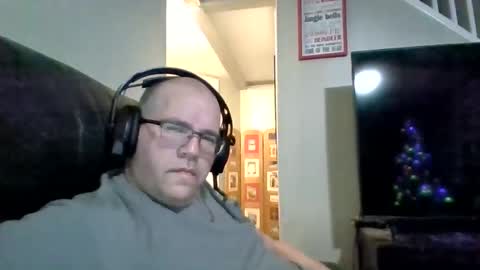 Snapshot of usstarr1 chatting on 12-05-24, 12:41 usstarr1 online show from 12-05-24, 12:41