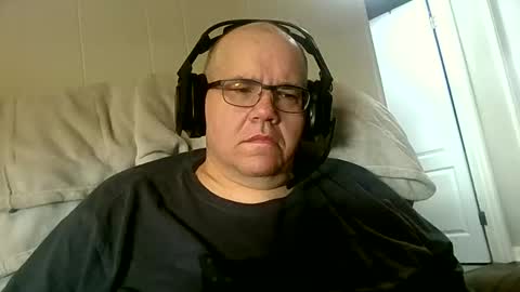 Snapshot of usstarr1 chatting on 10-02-25, 02:46 usstarr1 online show from 10-02-25, 02:46