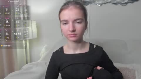 Usti online show from 02-26-26, 04:55