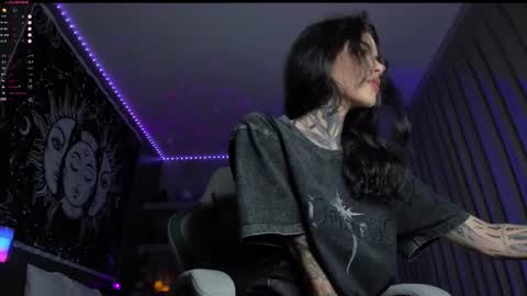 Eva online show from 02-17-26, 05:08