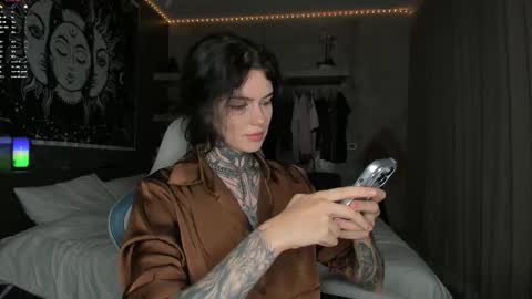 Eva online show from 02-21-26, 04:41