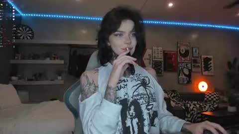 Eva online show from 06-10-26, 10:14