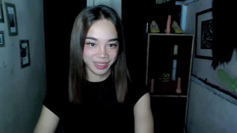 Snapshot of uxie_mew chatting on 10-29-25, 12:57 Ahn Chiyo online show from 10-29-25, 12:57