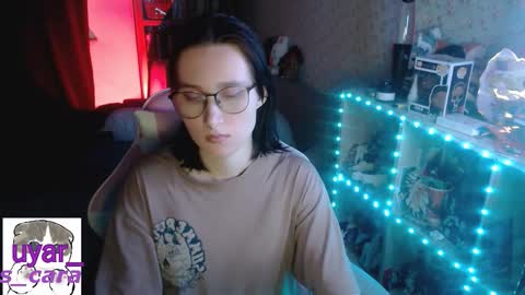 Snapshot of uyar_ chatting on 09-15-25, 03:56 Cara online show from 09-15-25, 03:56