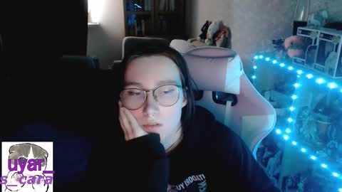 Snapshot of uyar_ chatting on 09-29-25, 02:55 Cara online show from 09-29-25, 02:55