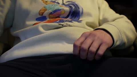 Snapshot of v_for_veng chatting on 12-23-24, 08:11 v_for_veng online show from 12-23-24, 08:11