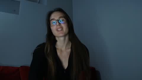 Snapshot of va_len_sea_ya chatting on 09-21-25, 06:53 Valensiya online show from 09-21-25, 06:53