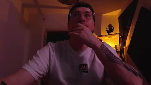 vacation__ online show from 12-21-25, 03:08