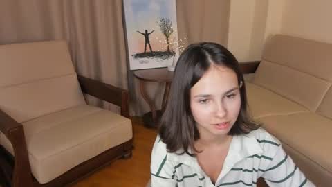 Snapshot of vacuumbarbie chatting on 07-08-26, 06:51 Agnet online show from 07-08-26, 06:51