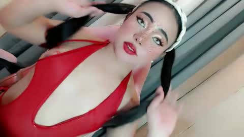 Snapshot of vae_sha chatting on 12-21-25, 04:03 JESS - DONT FORGET TO FOLLOW ME AND GIVE ME THUMBS UP online show from 12-21-25, 04:03