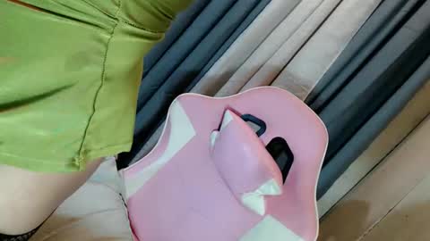 Snapshot of vae_sha chatting on 02-13-26, 02:18 JESS - DONT FORGET TO FOLLOW ME AND GIVE ME THUMBS UP online show from 02-13-26, 02:18