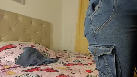 Vahiolet smith online show from 09-10-25, 03:17