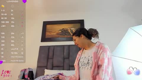 Vahiolet smith online show from 01-16-26, 03:54