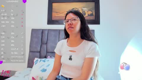 Vahiolet smith online show from 05-13-26, 03:04