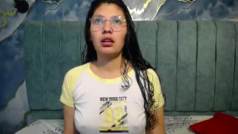 Vainilla online show from 04-16-26, 01:28