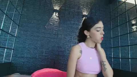 V A I O L E T T  S M I T H online show from 02-28-25, 05:26