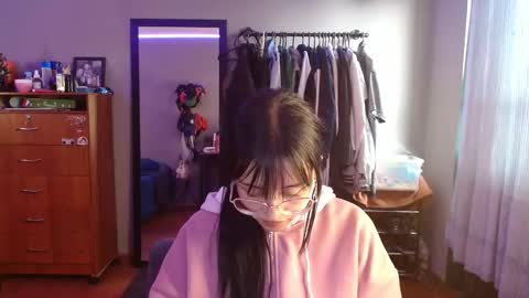 Snapshot of val_azuna chatting on 12-18-25, 05:30 valentina online show from 12-18-25, 05:30