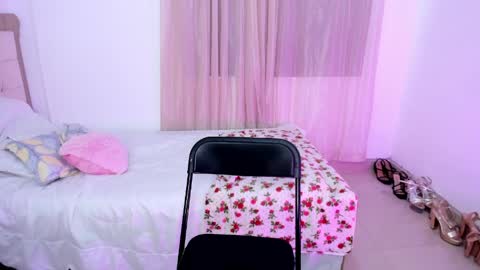 HI IM NEW online show from 05-20-26, 06:03