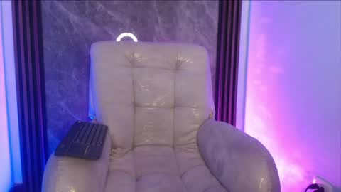 vale_queeny online show from 05-25-26, 03:01