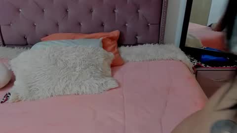 Valentina online show from 02-20-26, 06:19