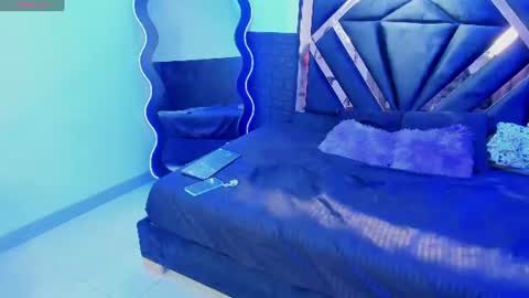 Snapshot of valen_cute22 chatting on 06-23-26, 03:26 valentina online show from 06-23-26, 03:26