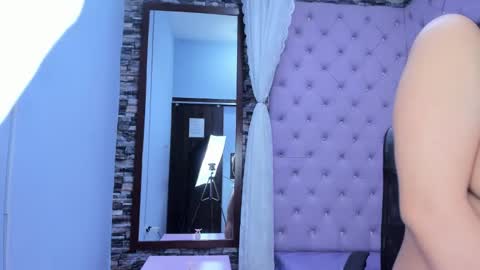 valen lopeez online show from 02-06-26, 04:21