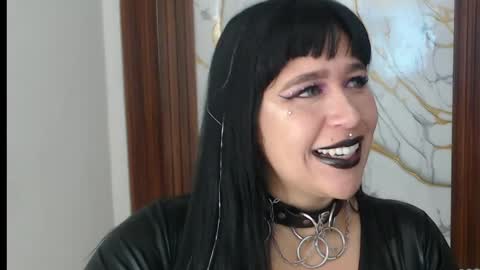 valen_ross7 online show from 04-12-26, 10:31