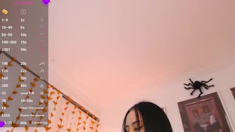 Snapshot of valen_ross_ chatting on 10-18-25, 02:47 valentina Rossi 3 online show from 10-18-25, 02:47