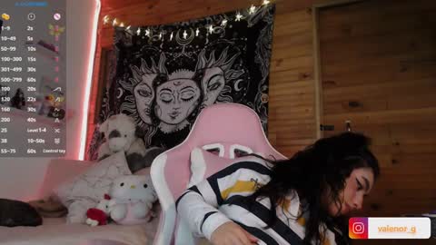 Snapshot of valenor_ chatting on 02-08-25, 06:12 valentina online show from 02-08-25, 06:12