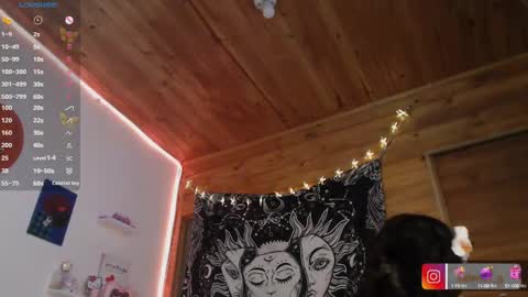 Snapshot of valenor_ chatting on 02-19-25, 06:11 valentina online show from 02-19-25, 06:11