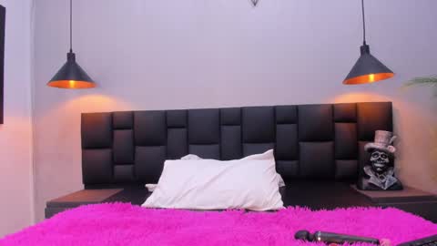 Valentina  Dolls online show from 09-12-25, 05:29