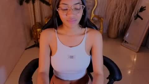 Snapshot of valentina_gomez_s chatting on 07-07-26, 12:42 Valentina online show from 07-07-26, 12:42