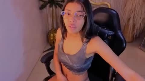 Snapshot of valentina_gomez_s chatting on 07-08-26, 12:42 Valentina online show from 07-08-26, 12:42