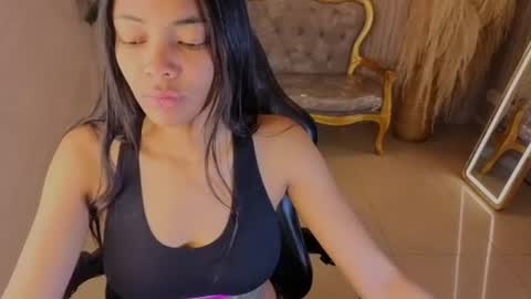 Snapshot of valentina_gomez_s chatting on 07-10-26, 01:14 Valentina online show from 07-10-26, 01:14