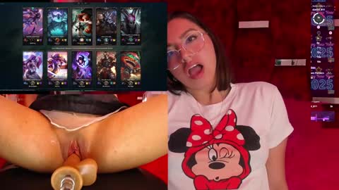 Snapshot of valentina_greco chatting on 01-04-25, 07:55 Valentina online show from 01-04-25, 07:55