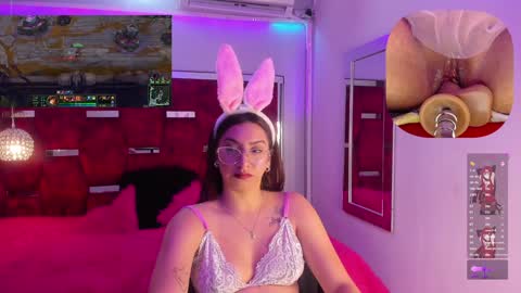 Snapshot of valentina_greco chatting on 01-21-25, 02:26 Valentina online show from 01-21-25, 02:26