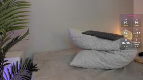 Snapshot of valentina_m17 chatting on 09-30-25, 12:04 VALENTINA online show from 09-30-25, 12:04