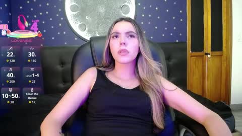 Valentina online show from 05-13-26, 08:06