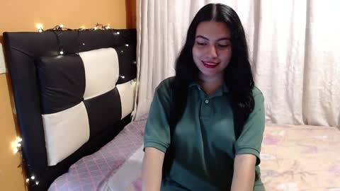 valentinasmith18 online show from 04-01-26, 12:00