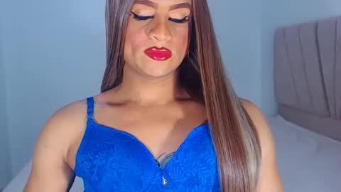 Snapshot of valentinaxxxdoll chatting on 11-29-25, 07:06 VALENTINA online show from 11-29-25, 07:06