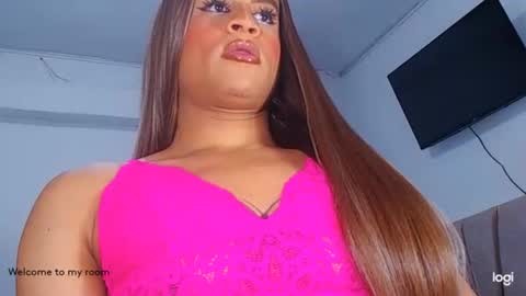 VALENTINA   online show from 03-25-26, 07:20