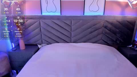 Mia  online show from 09-13-25, 07:46